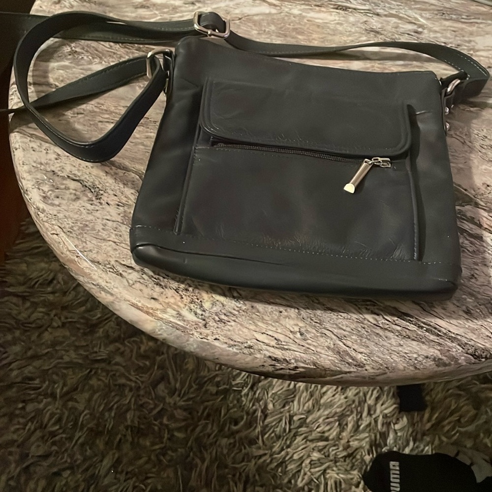 Gianni Bernini navy crossover bag